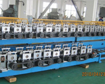 Cassette Type Quick-changeable forming machine